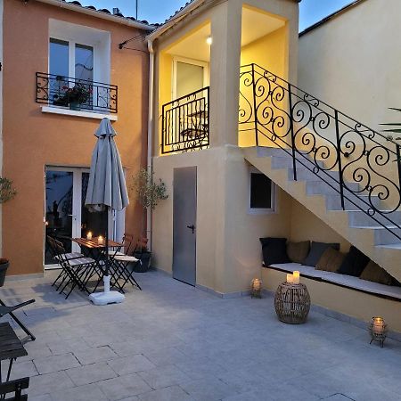 Appartement 4 pers refait à neuf dans cour au calme / centre village Bessan Extérieur photo